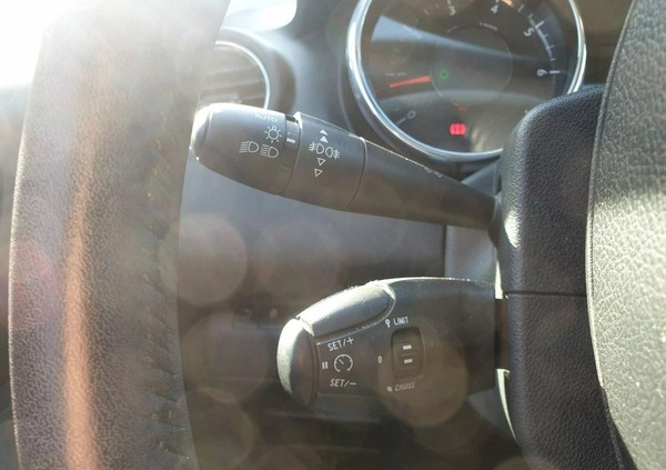 Peugeot 3008 cena 44800 przebieg: 85876, rok produkcji 2015 z Ślesin małe 326